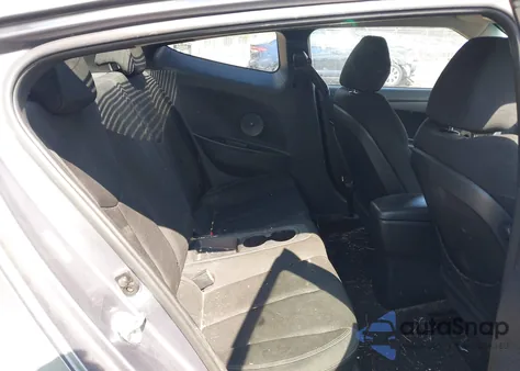 2013 Hyundai Veloster Base W/Black из США, поврежденный, VIN KMHTC6ADXDU172104